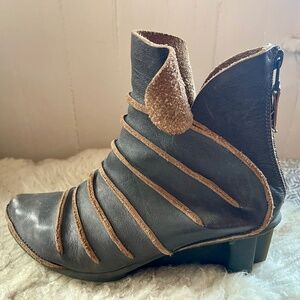 Trippen womens leather boots sz 38
